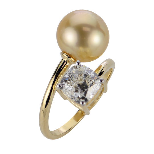 14KT Yellow Gold Golden South Sea Pearl & LGD Ring